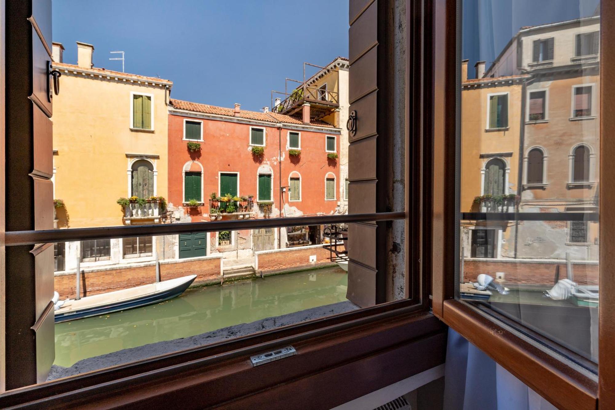 Ca' Dei Carmini Venedig