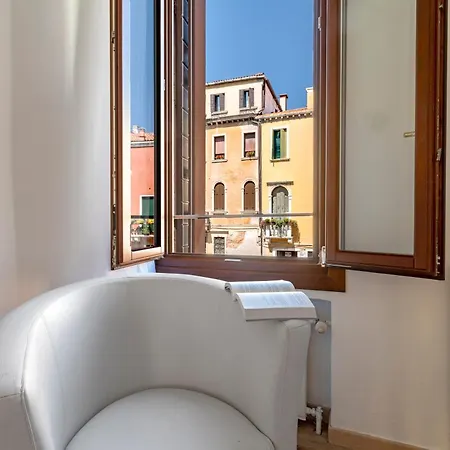 Ca' Dei Carmini Apartment Venice Room photo