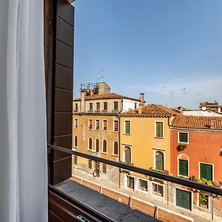 Ca' Dei Carmini Apartment Venice Room photo
